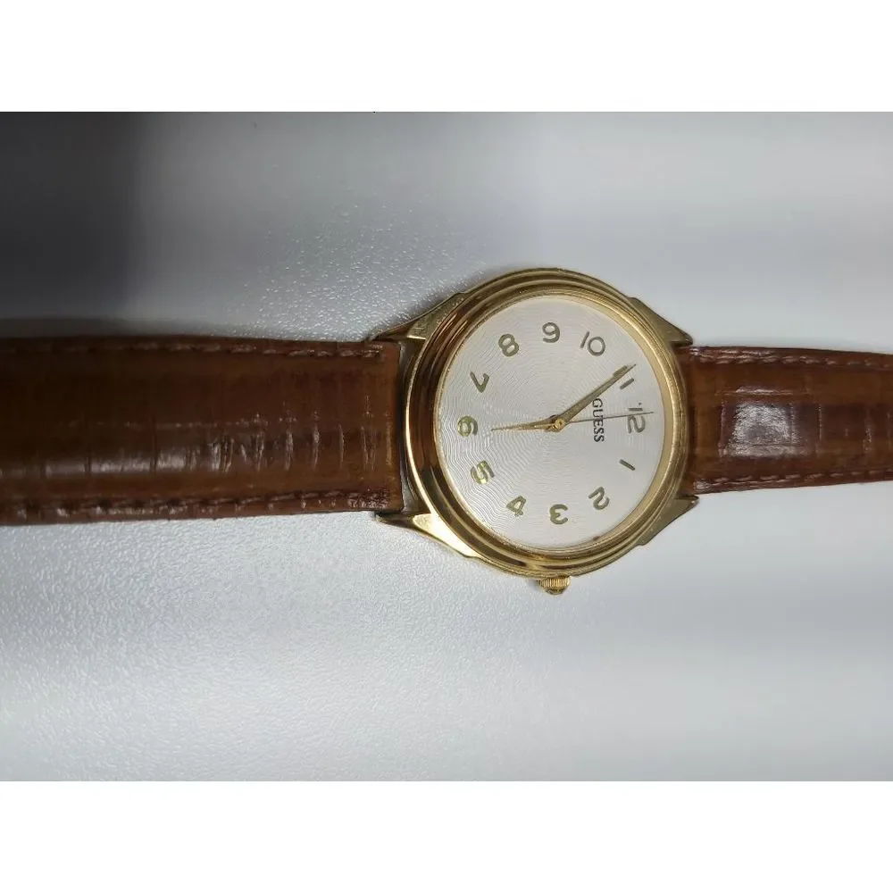 GUESS WRIST WATCH - Picture 3 of 6
